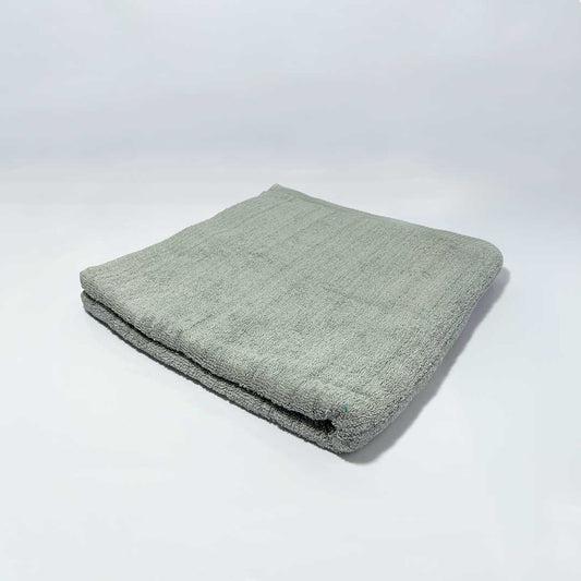 Essential Bath Towel Grey