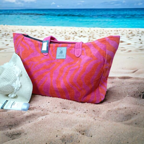 438293718_752733433714521_8949533921885245554_n U.S. Polo Beach Bag